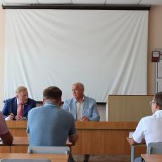 Депутаты КОМИТЕТА по городской  инфраструктуре оценили деятельность коммунальных и транспортных предприятий